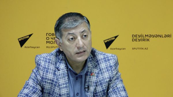 Почему сокращаются инвестиции в нефтяной сектор? - Sputnik Азербайджан
