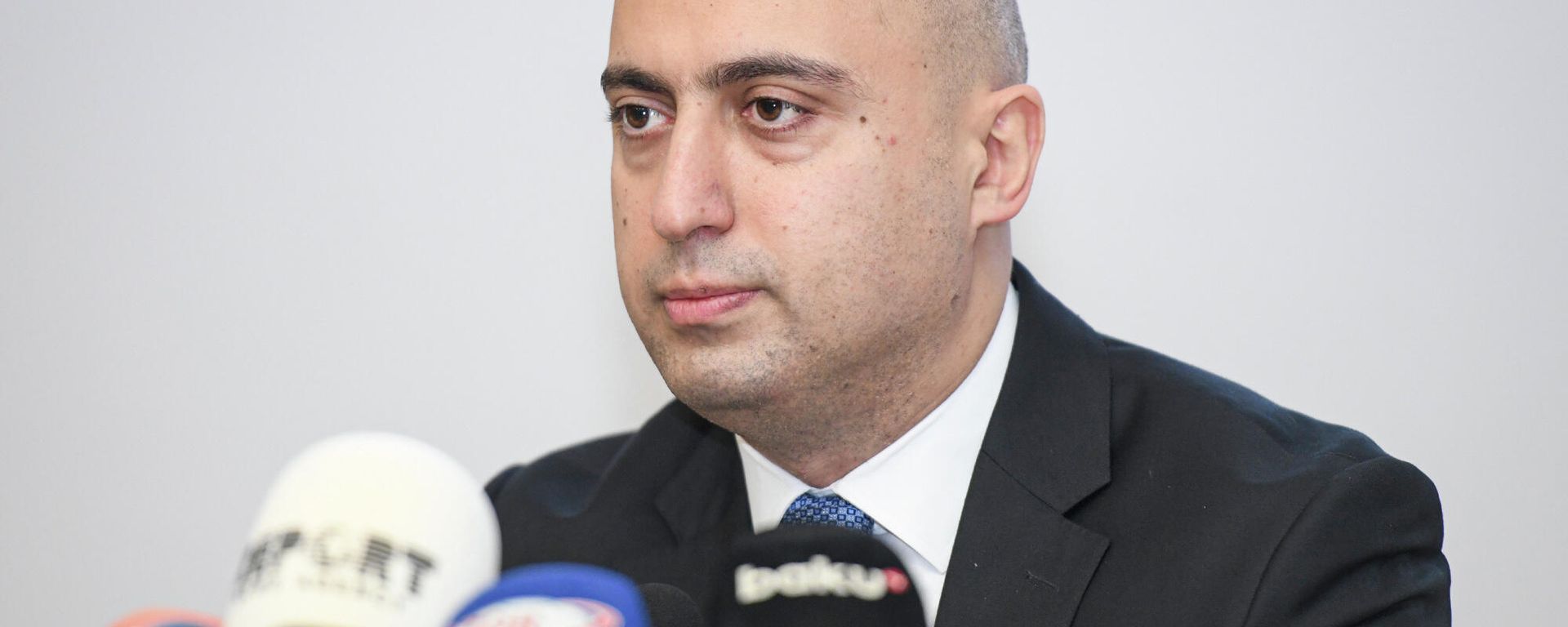 Təhsil naziri Emin Əmrullayev - Sputnik Азербайджан, 1920, 17.10.2023