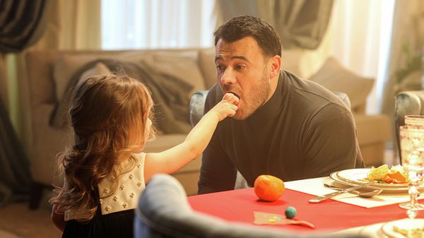 Певец и бизнесмен Эмин Агаларов презентовал клип на свою последнюю песню «31.12» - Sputnik Азербайджан