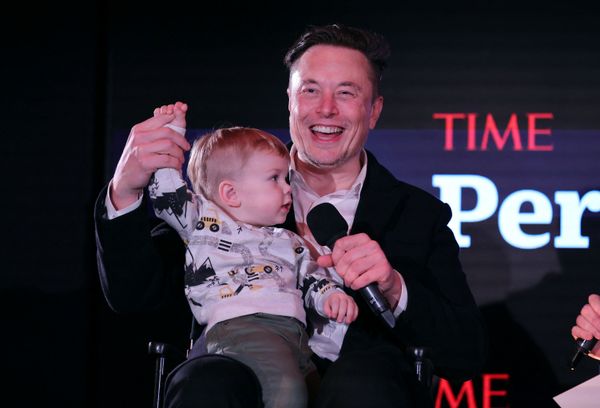 Илон Маск – его компания SpaceX выиграла в этом году  контракт НАСА на 2,9 миллиарда долларов на посадку астронавтов на Луну. Человек года по версии американского журнала Time. - Sputnik Азербайджан