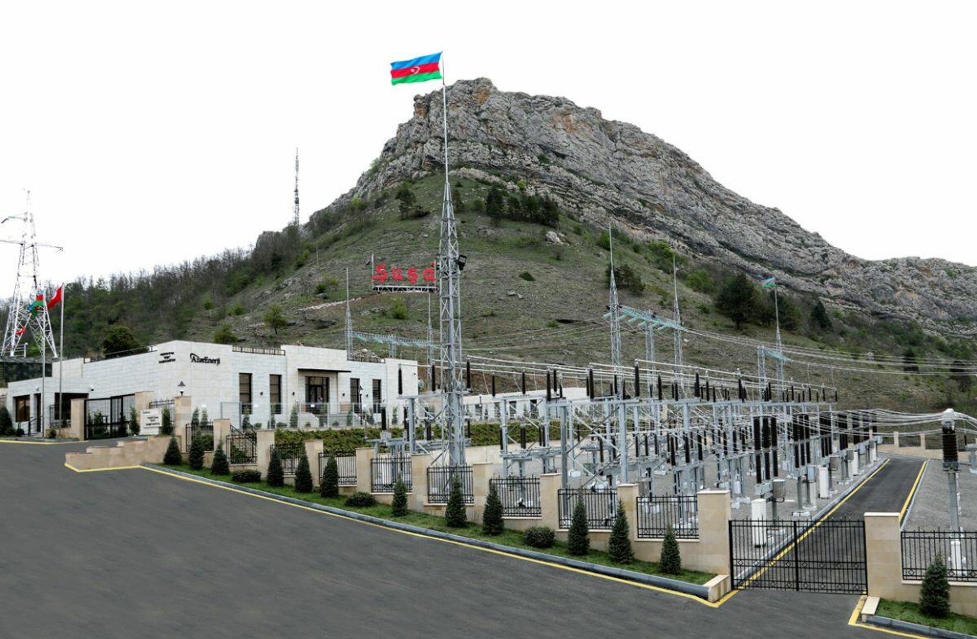 Электрическая подстанция Азерэнержи - Sputnik Азербайджан, 1920, 30.12.2021