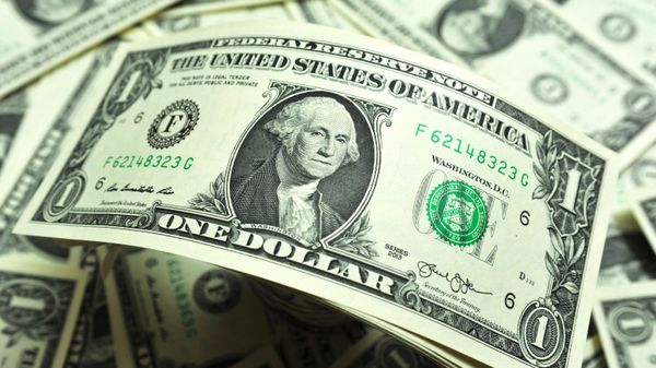 Банкноты номиналом 1 доллар США - Sputnik Азербайджан