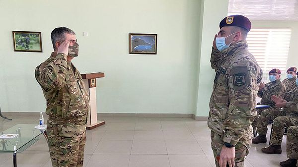 Закир Гасанов побывал в воинской части Сил спецназа - Sputnik Азербайджан
