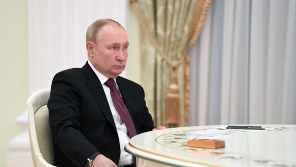 Президент РФ Владимир Путин - Sputnik Азербайджан