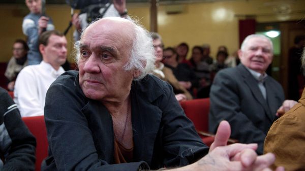 Актер Расми Джабраилов на церемонии представления нового директора Московского Академического театра имени Вл. Маяковского Леонида Ошарина - Sputnik Азербайджан