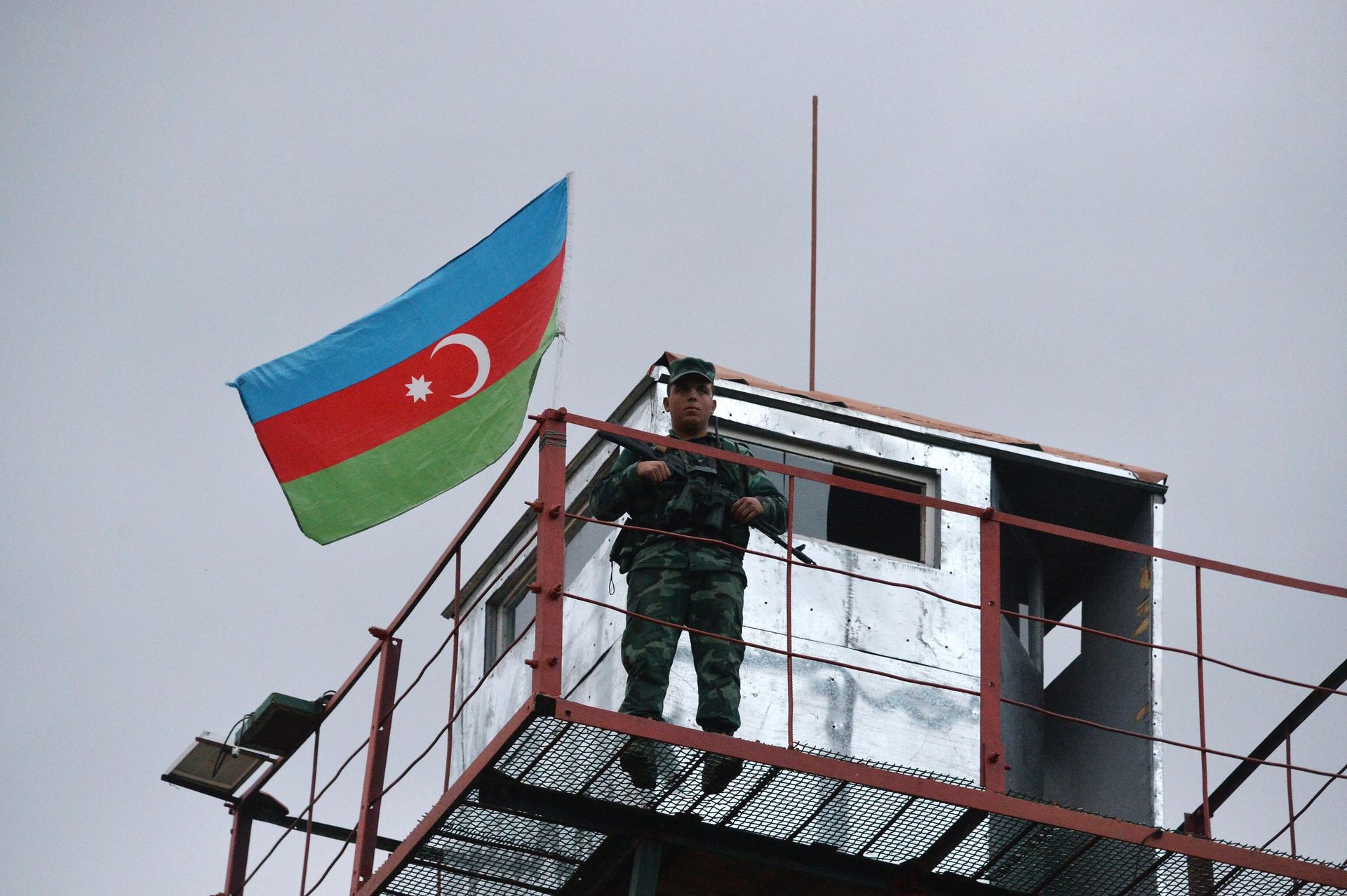 Азербайджанские пограничники приступают к несению службы по охране границы с Ираном на пограничной заставе Миндживан в Зангиланском районе - Sputnik Азербайджан, 1920, 01.12.2023