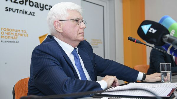 Пресс-конференция посла России в Азербайджане Михаила Бочарникова - Sputnik Азербайджан