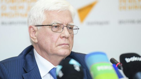 Пресс-конференция посла России в Азербайджане Михаила Бочарникова - Sputnik Азербайджан