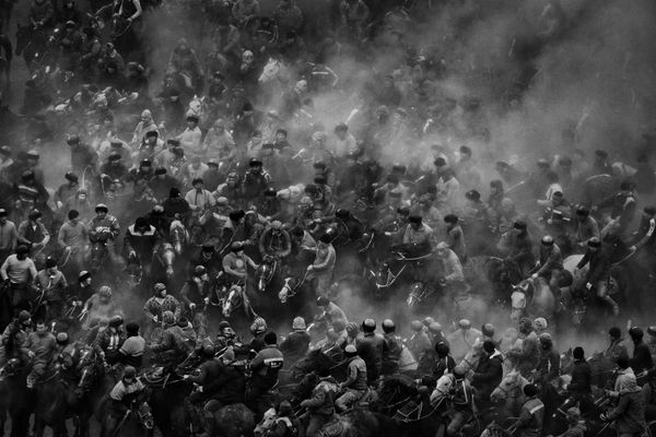 Снимок бельгийского фотографа Alain Schroeder, победившего в категории BEST SINGLE IMAGE IN A BEST 8 PORTFOLIO конкурса 2021 Travel Photographer of the Year. - Sputnik Азербайджан