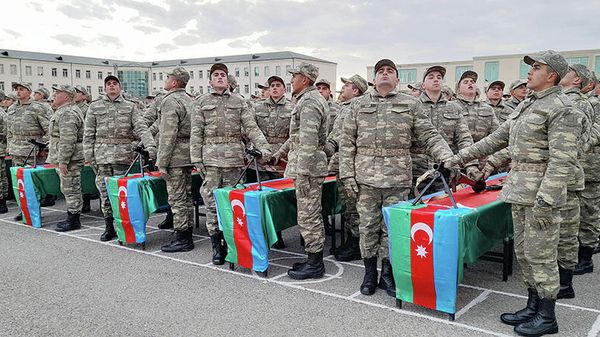 Солдаты принимают воинскую присягу, архив - Sputnik Азербайджан
