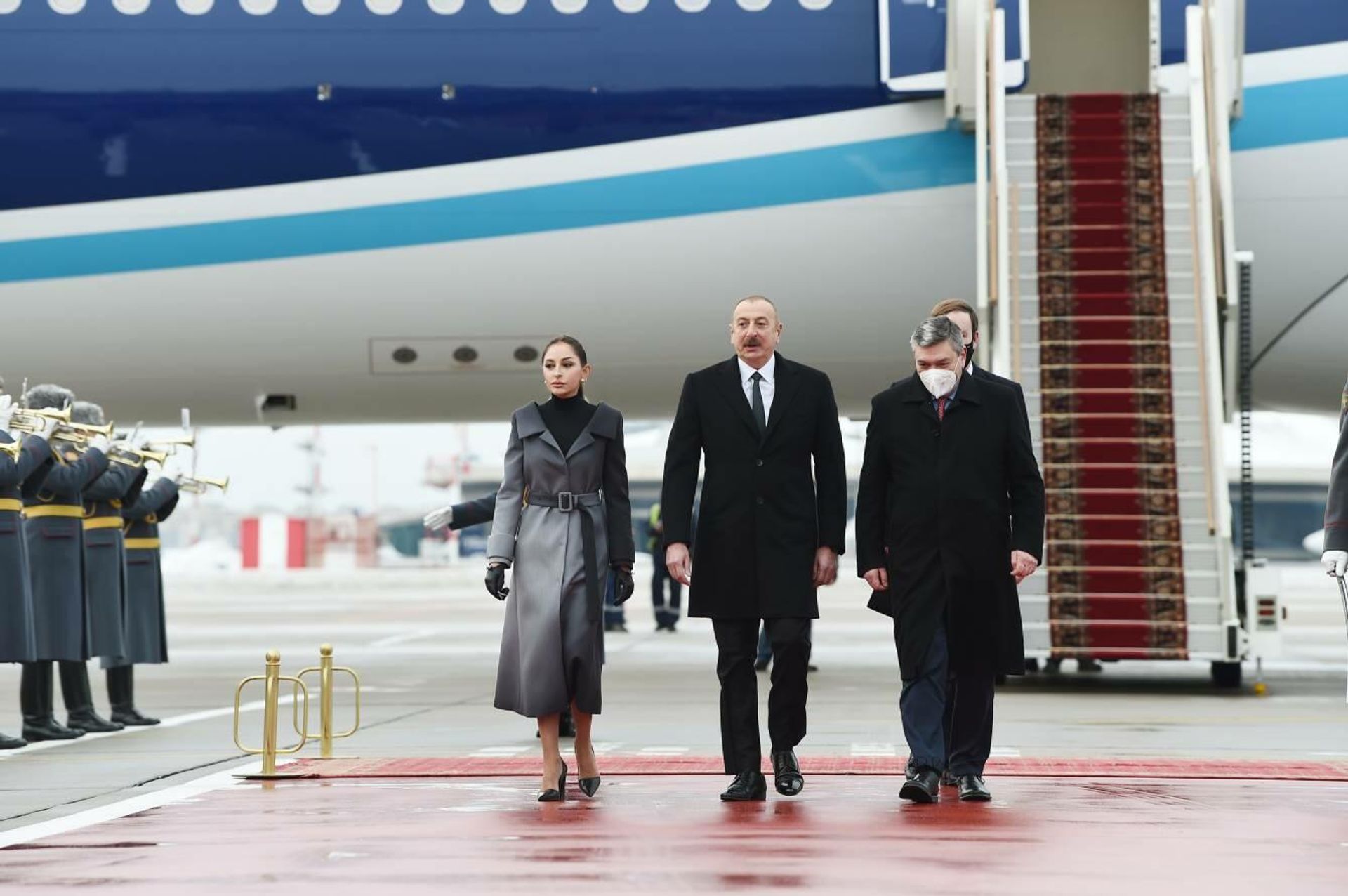 İlham Əliyev Rusiya Federasiyasına rəsmi səfərə gəlib - Sputnik Азербайджан, 1920, 21.02.2022