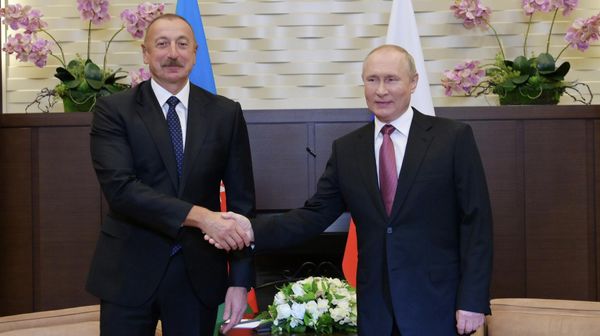 22 февраля 2022. Президент РФ Владимир Путин и президент Азербайджана Ильхам Алиев во время встречи в Кремле. - Sputnik Азербайджан