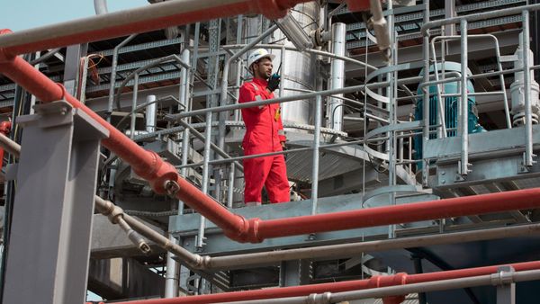 Сотрудник SOCAR - Sputnik Азербайджан