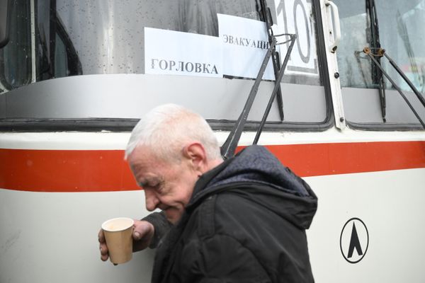 Эвакуация жителей Горловки - Sputnik Азербайджан