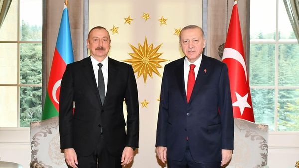 İlham Əliyev ilə Türkiyə Prezidenti Rəcəb Tayyib Ərdoğan arasında görüş başlayıb - Sputnik Азербайджан