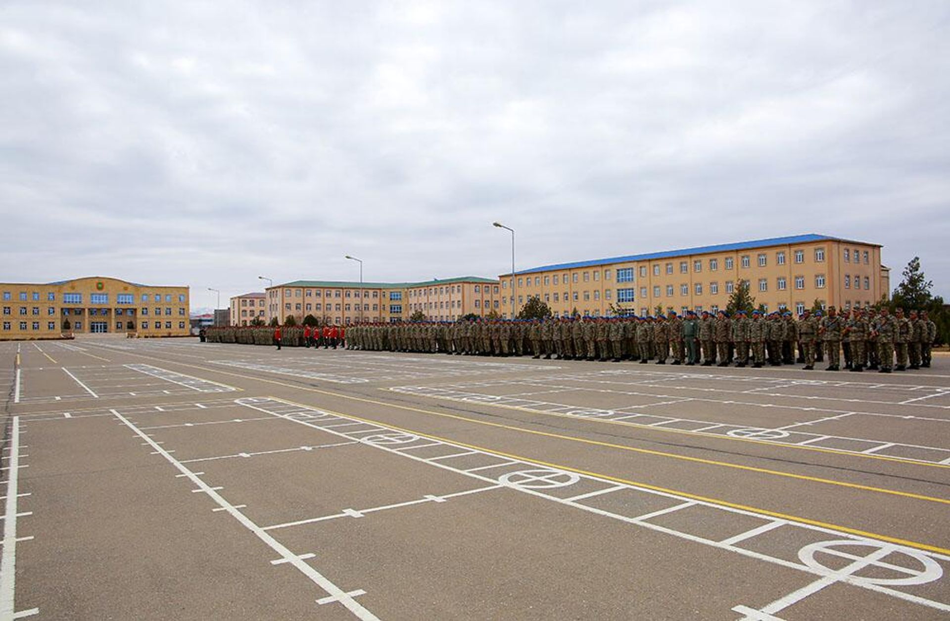 Награждены военнослужащие-участники Отечественной войны - Sputnik Азербайджан, 1920, 25.03.2022