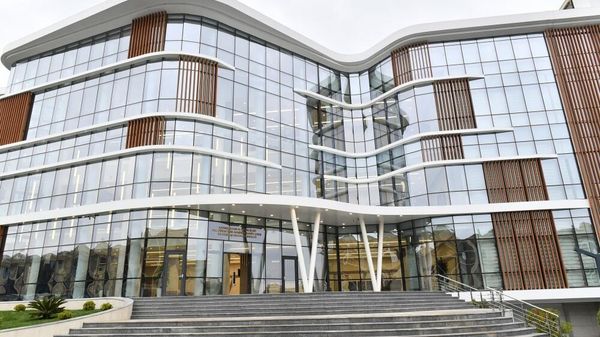  Prezident Administrasiyasının Vətəndaş Qəbulu Mərkəzi - Sputnik Азербайджан