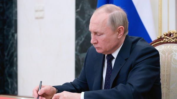 Президент РФ Владимир Путин, фото из архива - Sputnik Азербайджан
