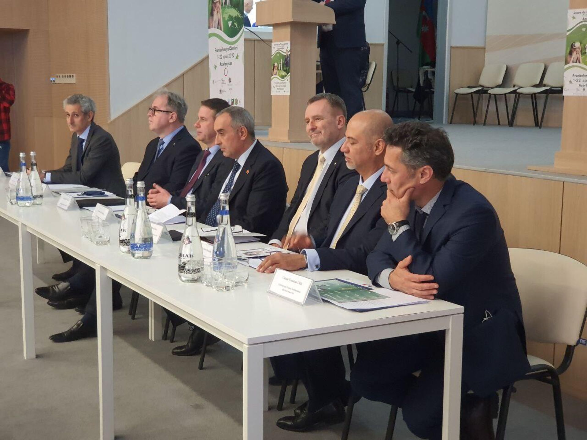 Пресс-конференция представителей дипмиссий, посвященная Дням франкофонии в Баку - Sputnik Азербайджан, 1920, 30.03.2022