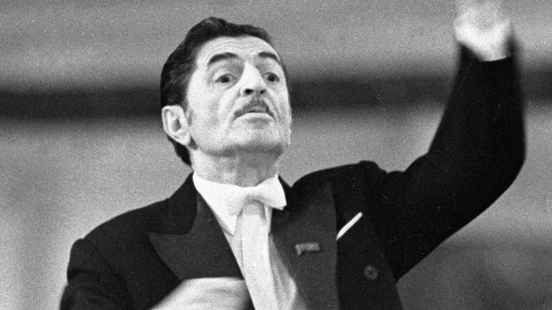 Главный дирижер Азербайджанского оркестра Ниязи - Sputnik Азербайджан, 1920, 05.01.2023