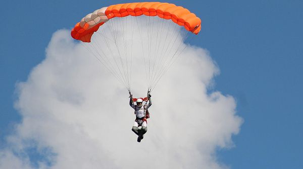 Полет на параплане, фото из архива - Sputnik Азербайджан