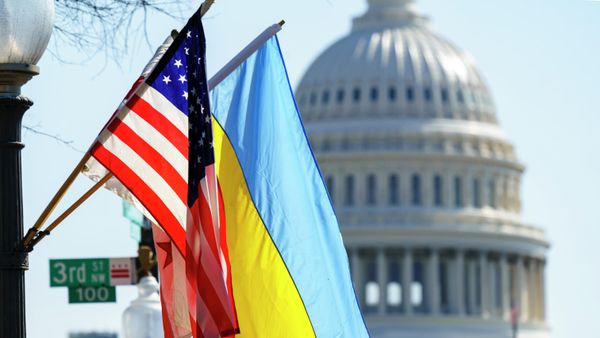 Флаги США и Украины, фото из архива - Sputnik Азербайджан