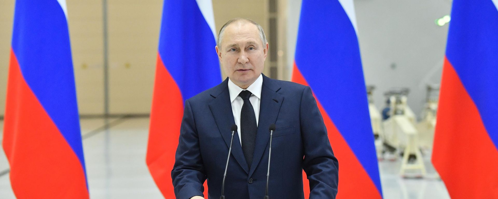 Рабочая поездка президента РФ В. Путина в Дальневосточный федеральный округ - Sputnik Азербайджан, 1920, 12.04.2022