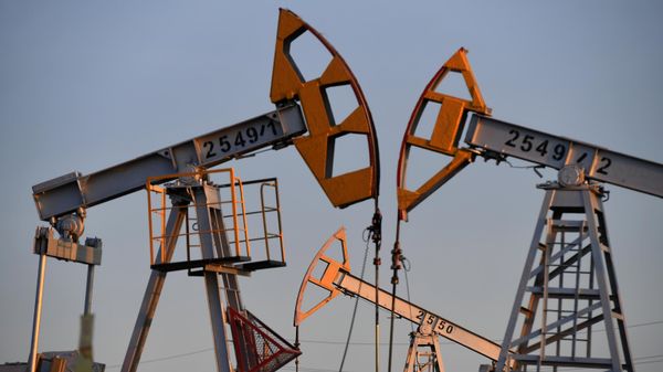 Нефтяные качалки, фото из архива - Sputnik Азербайджан