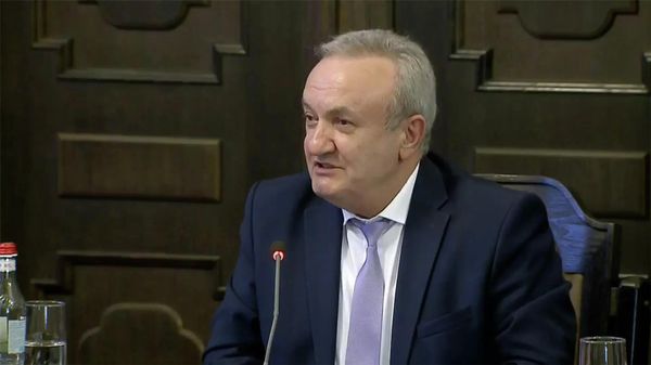 Министр образования, науки, спорта и культуры Армении Ваграм Думанян  - Sputnik Азербайджан