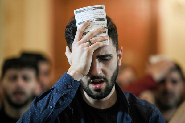 Лейлят аль-Гадр, которую называют Ночью Предопределения или Ночью Могущества, является очень важной в исламе, так как считается, что именно в это время были ниспосланы первые суры Корана. - Sputnik Азербайджан
