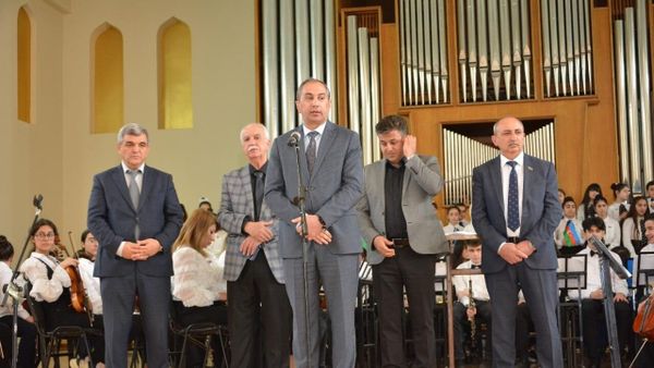 В Баку почтили память шехида Отечественной войны Кямаледдина Мамедзаде - Sputnik Азербайджан
