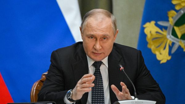 Президент РФ Владимир Путин - Sputnik Азербайджан