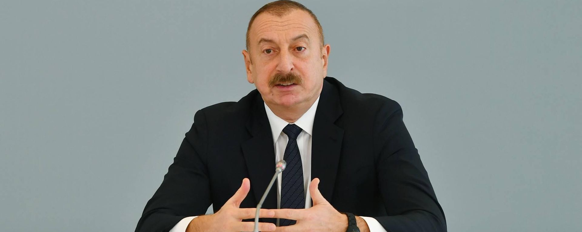 İlham Əliyev ADA Universitetində “Cənubi Qafqaz: İnkişaf və əməkdaşlıq” mövzusunda keçirilən beynəlxalq konfransda iştirak edir - Sputnik Азербайджан, 1920, 29.04.2022