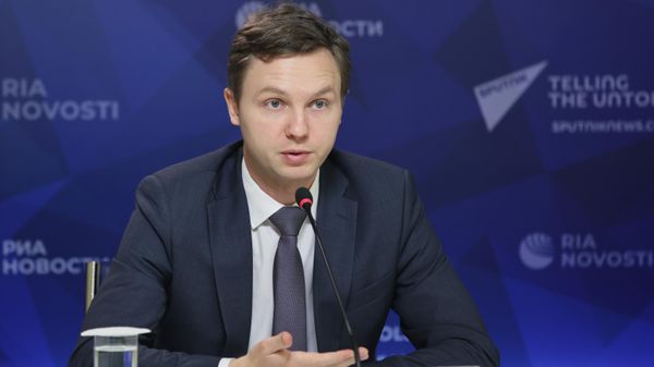 Решится ли Европа на нефтяное эмбарго России - мнение эксперта - Sputnik Азербайджан