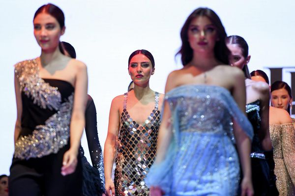 Яркие образы 12-го сезона Azerbaijan Fashion Week. - Sputnik Азербайджан