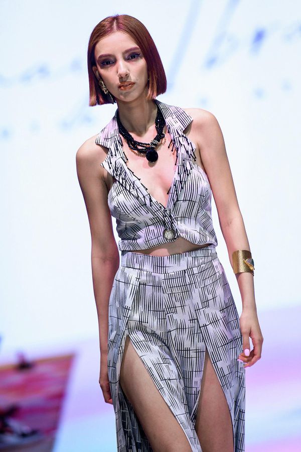 Яркие образы 12-го сезона Azerbaijan Fashion Week. - Sputnik Азербайджан