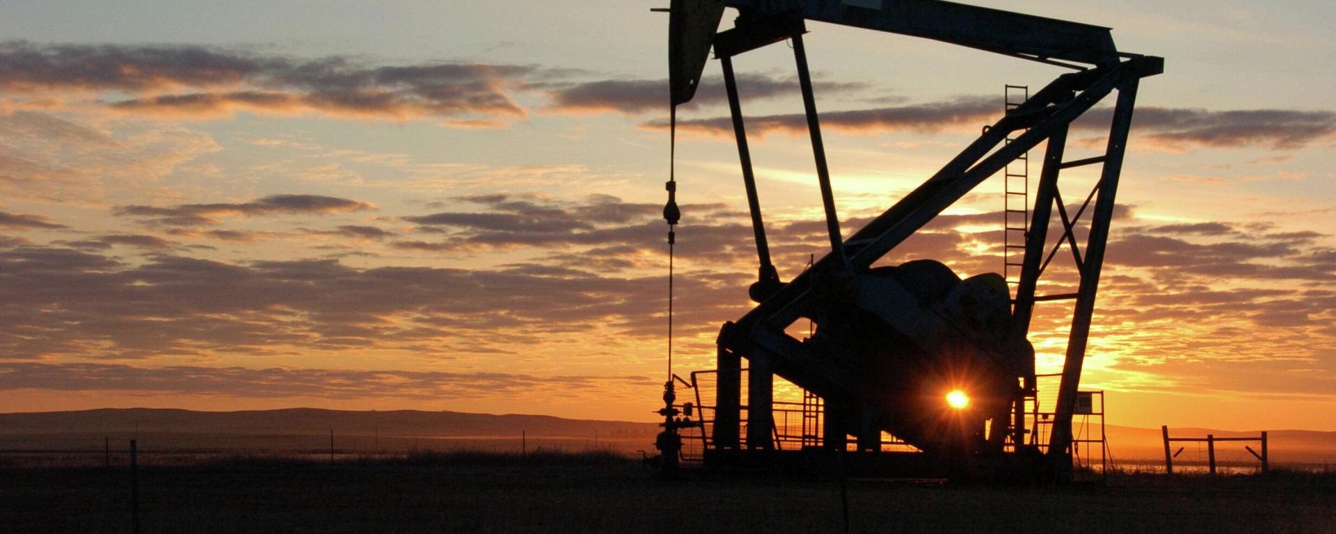 Нефтяные качалки  - Sputnik Азербайджан, 1920, 28.06.2022
