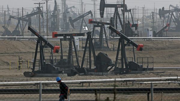 Нефтяные качалки  - Sputnik Азербайджан