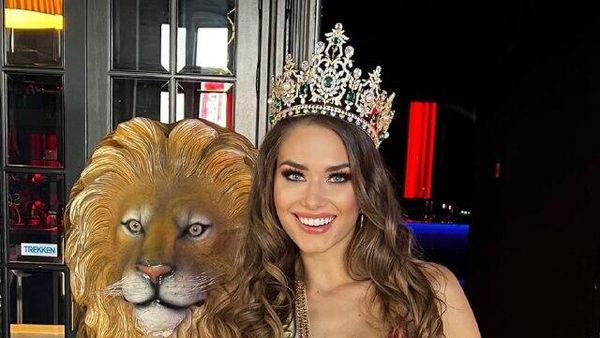 Победительница международного конкурса красоты Miss Global 2019 Каролина Кокецова - Sputnik Азербайджан