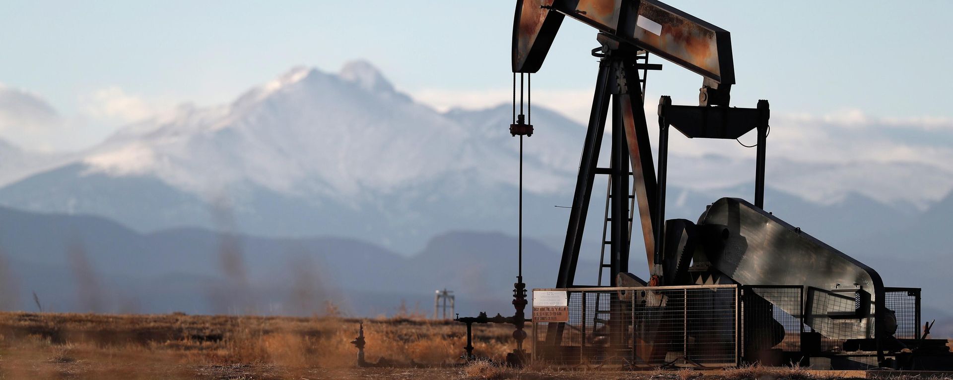Нефтяные качалки - Sputnik Азербайджан, 1920, 17.06.2025