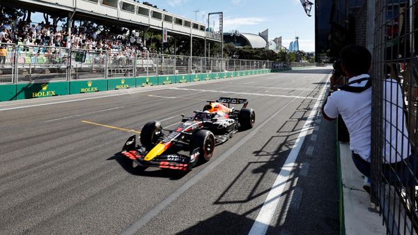 Голландский пилот Red Bull Макс Ферстаппен на Гран-при Азербайджана Формулы-1 - Sputnik Азербайджан