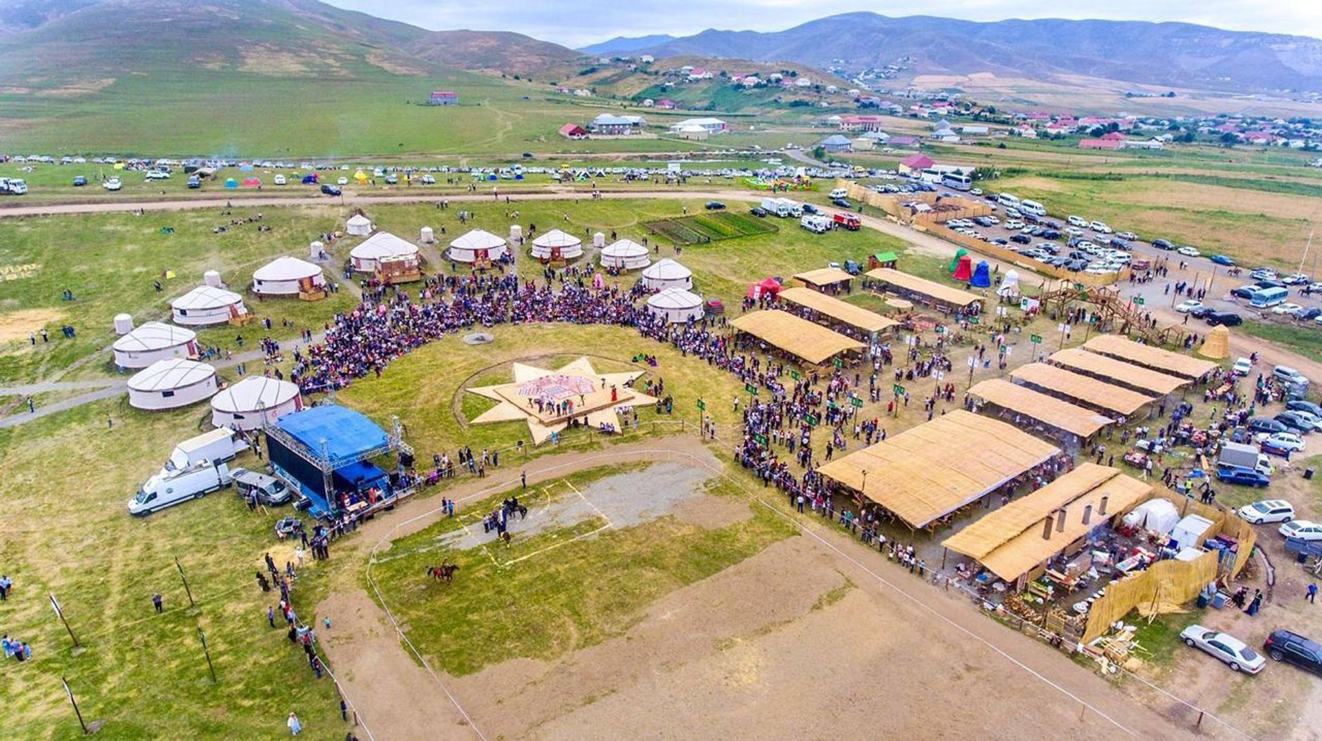 Milli Yaylaq Festivalı - Sputnik Азербайджан, 1920, 17.06.2022