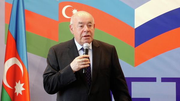 Швыдкой встретился с молодежью в Баку  - Sputnik Азербайджан