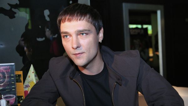 Юрий Шатунов на премьере фильма Ласковый май в киноцентре КАРО фильм Октябрь. - Sputnik Азербайджан