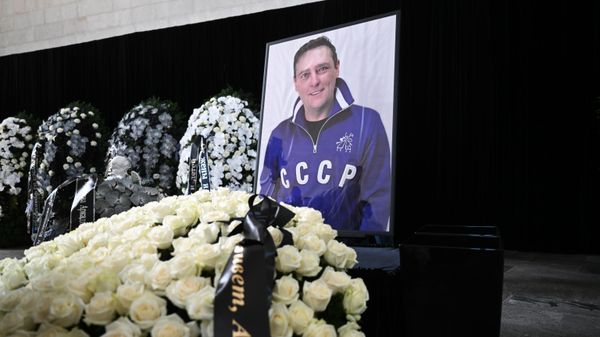 Прощание с  Юрием Шатуновым - Sputnik Азербайджан