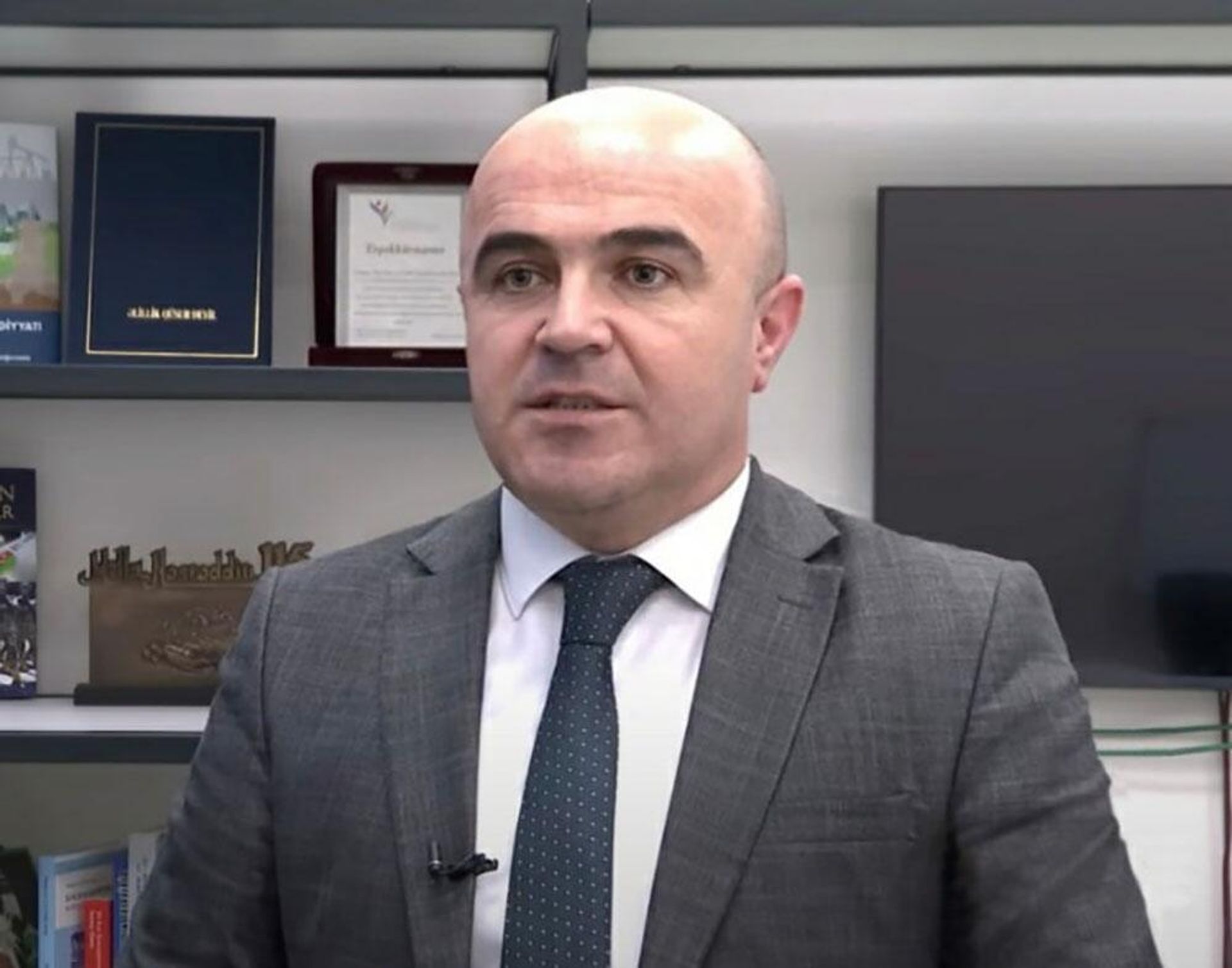 Экономист Эльданиз Амиров - Sputnik Азербайджан, 1920, 14.02.2024