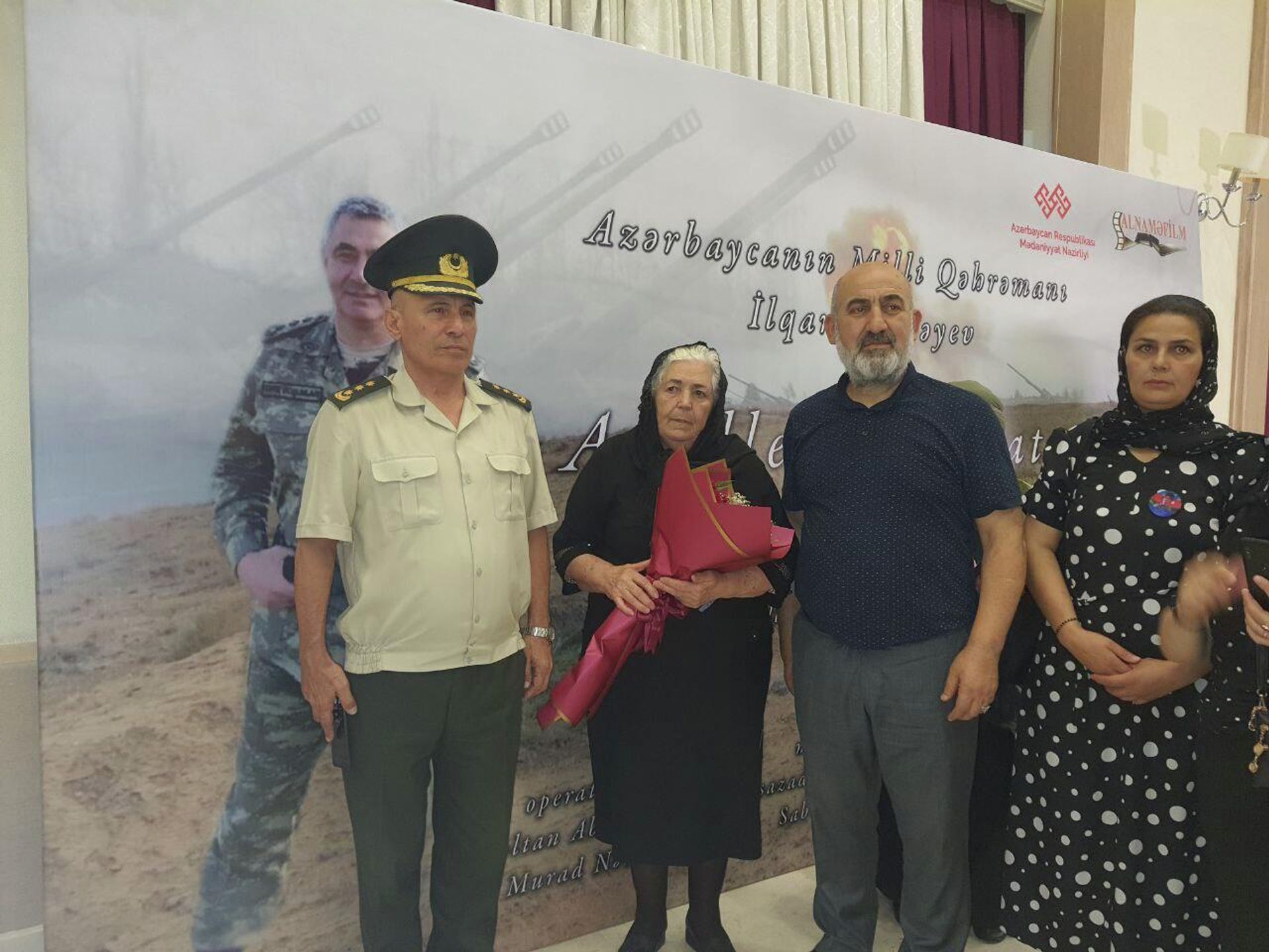 Презентация документального фильма Artilleriyanın atası (Отец артиллерии), посвященного Национальному герою, шехиду Ильгару Мирзоеву - Sputnik Азербайджан, 1920, 14.07.2022