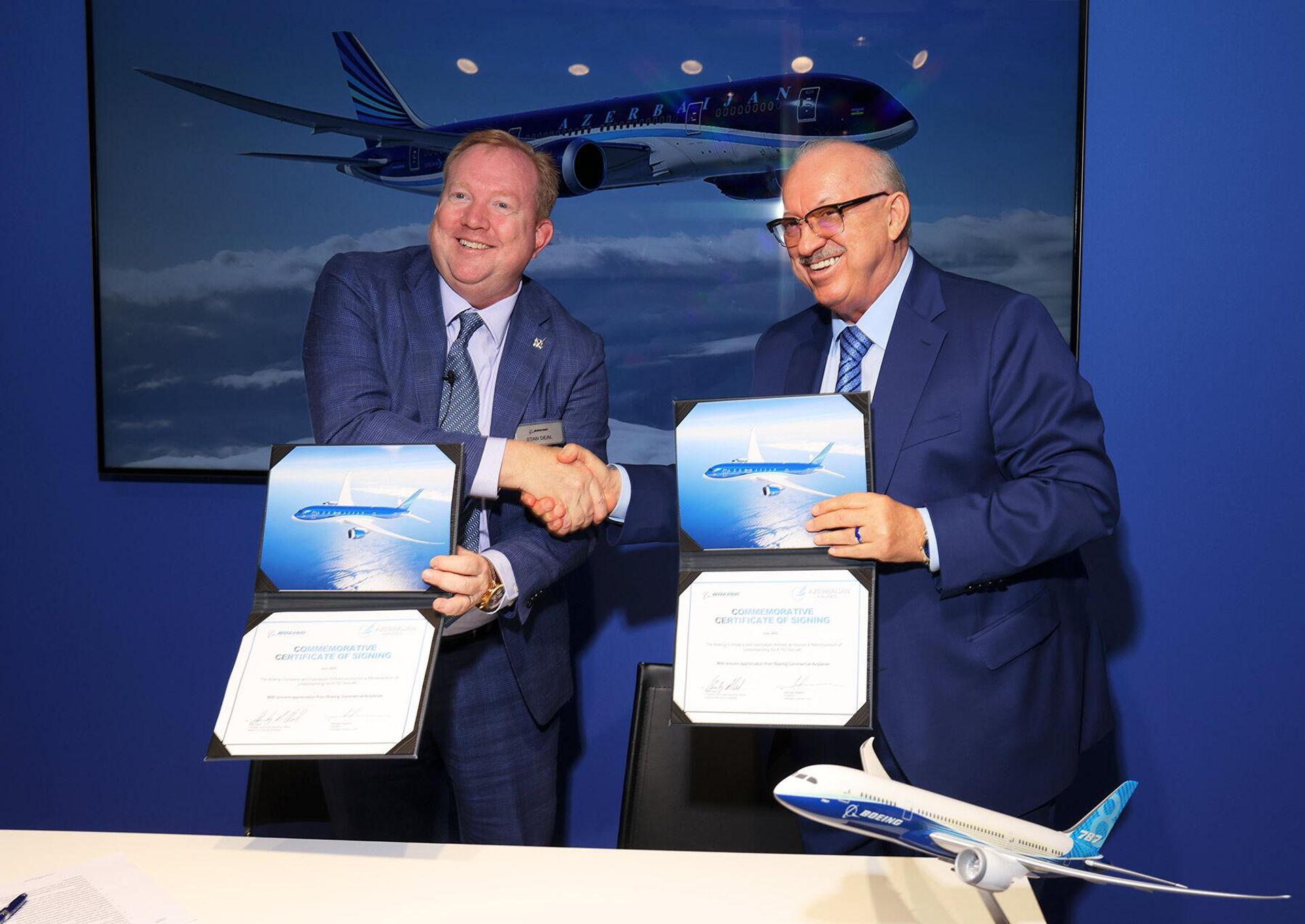 Церемония подписания меморандума о взаимопонимании между AZAL и Boeing Commercial Airplanes - Sputnik Азербайджан, 1920, 20.07.2022