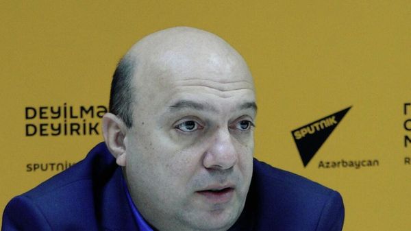 Матч будет жарким: спортивный журналист оценил шансы агдамского Карабаха - Sputnik Азербайджан