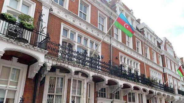Azərbaycanın Londondakı səfirliyi - Sputnik Азербайджан